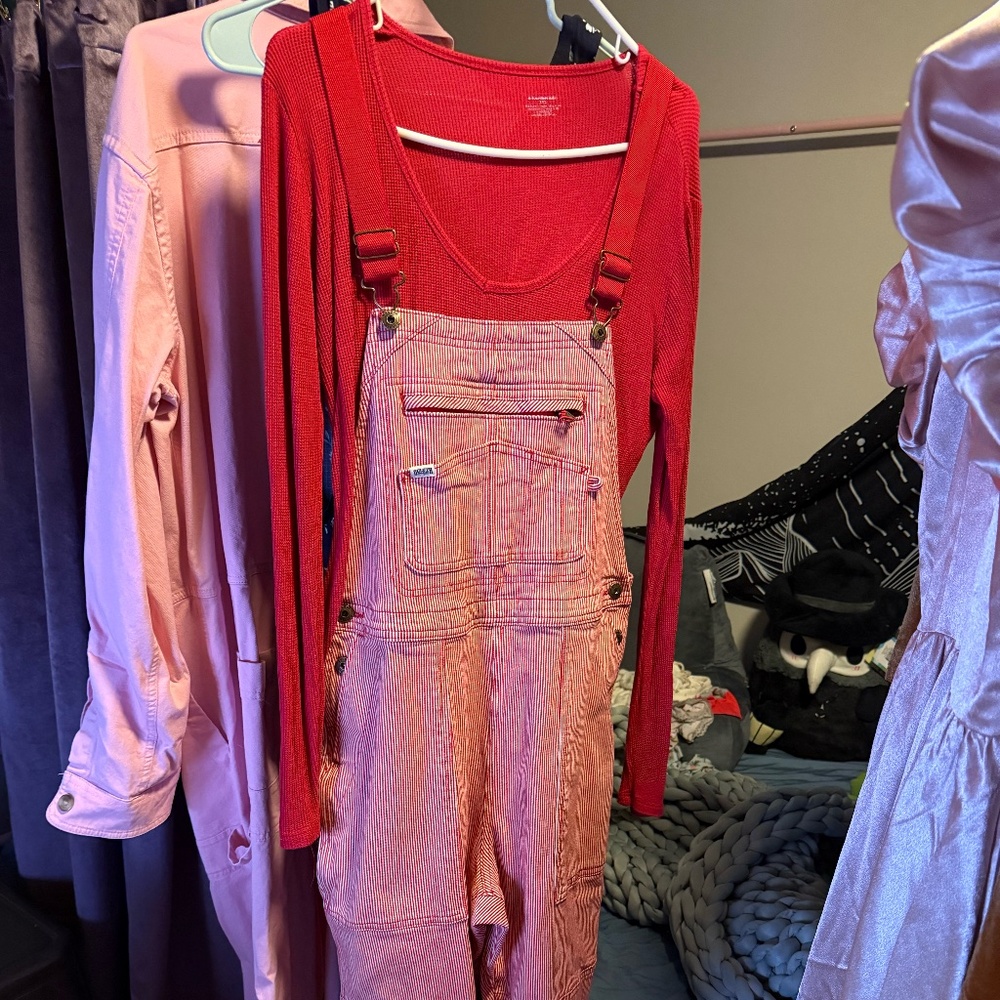 Duluth Railroad pattern Rootstock Overalls, Size Med x 31 RED